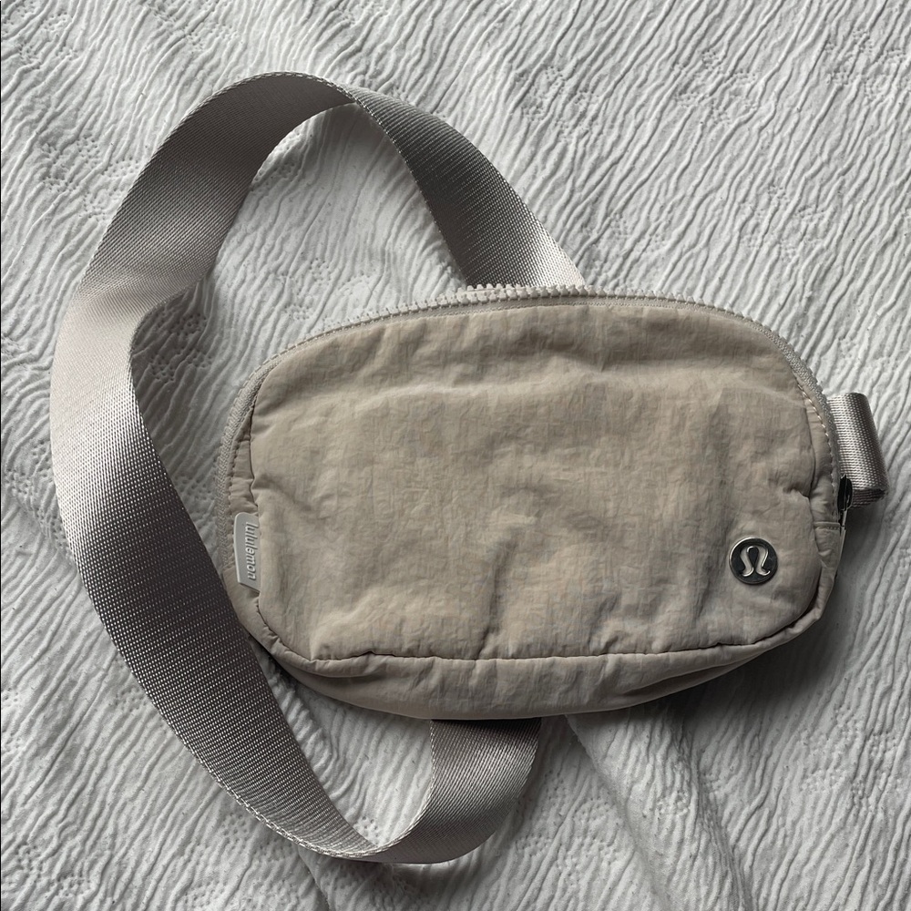 Lululemon Beige Belt Bag
